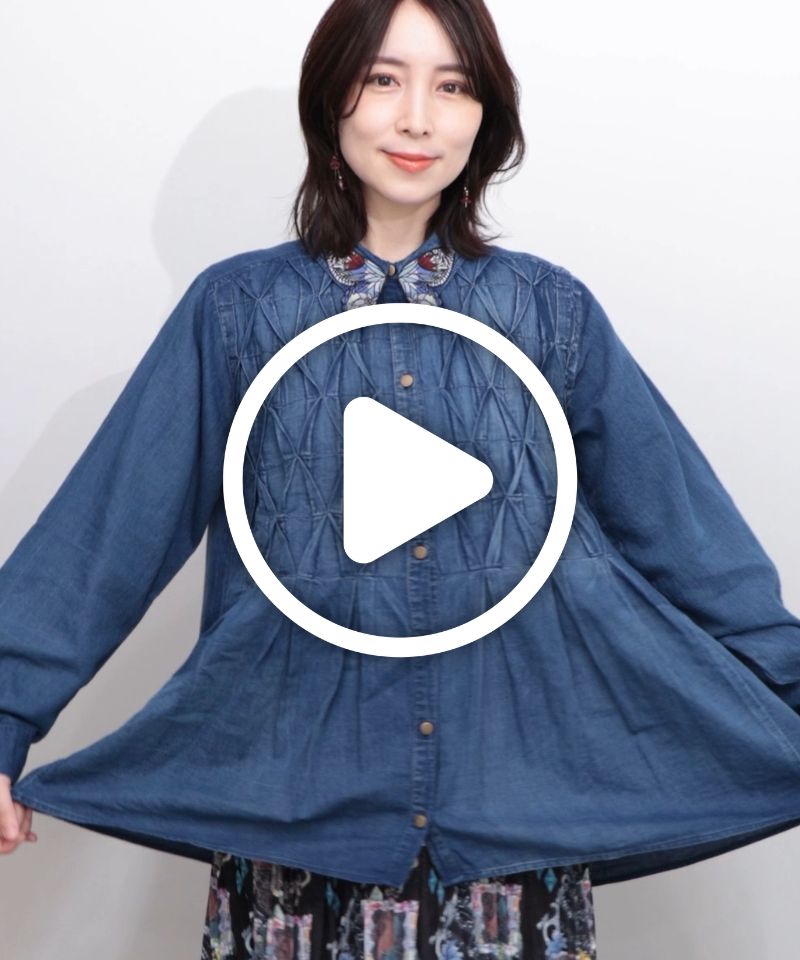 562220：蝶襟刺繍 スモッキングデニムシャツの通販-ScoLar