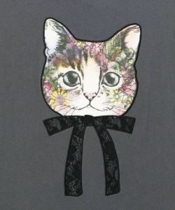 リボンでおめかしネコの刺繍アップリケ ロングスリーブTシャツ-10