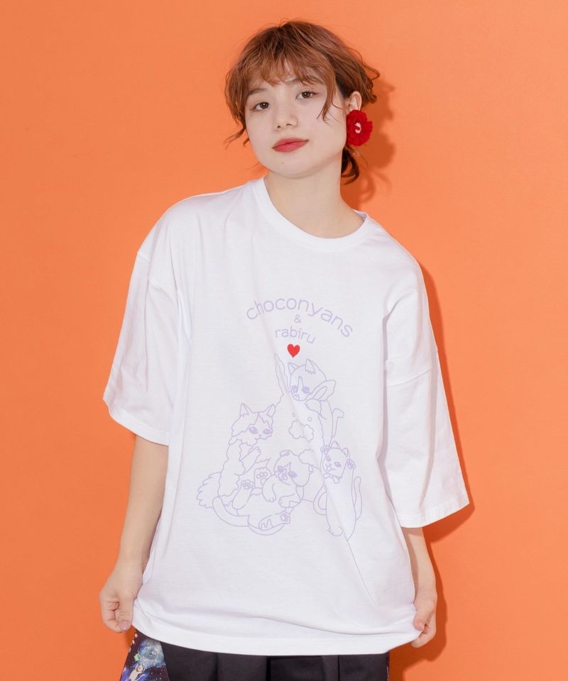 桜咲千依さんコラボ第3弾 ネコたちとラビル なかよしプリントTシャツ-3