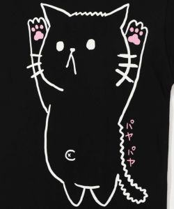 注射嫌いなネコとクマ先生のプリントTシャツ-13