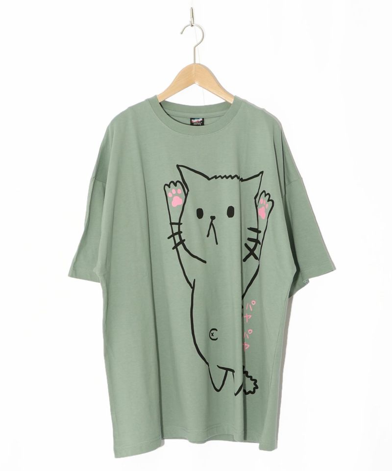 注射嫌いなネコとクマ先生のプリントTシャツ-14