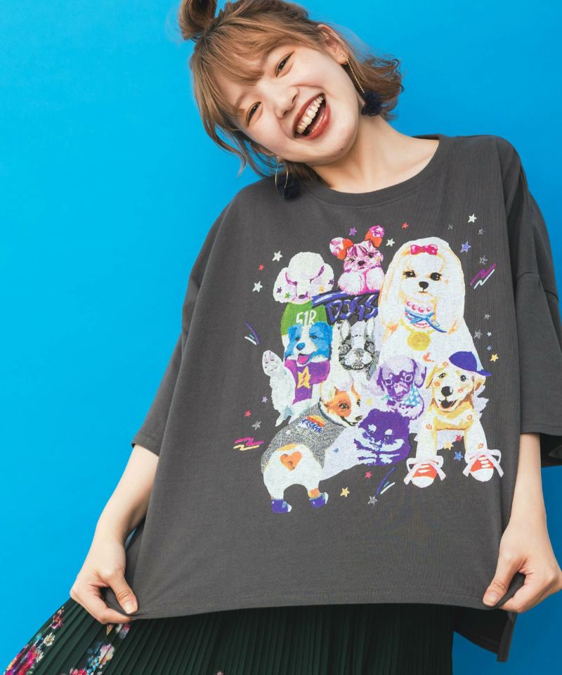 いろんなワンちゃんおめかし柄Tシャツ-1