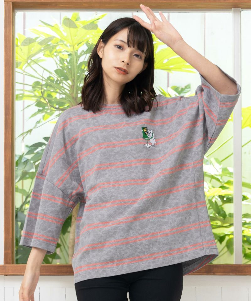 公衆電話でうっかりクマ刺繍ボーダー8分袖Tシャツ-13