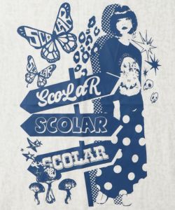 ScoLarモデルイメージプリント 異素材切替プルオーバー-9