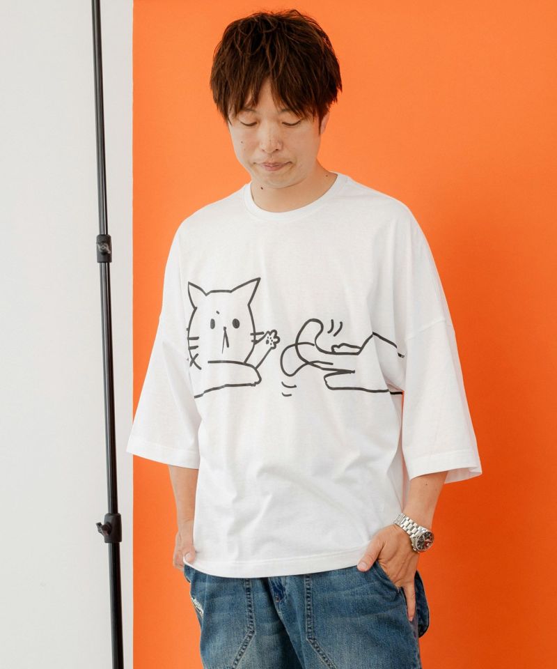 しっぽを追いかけてたら長くなっちゃったネコ ロングスリーブTシャツ-1