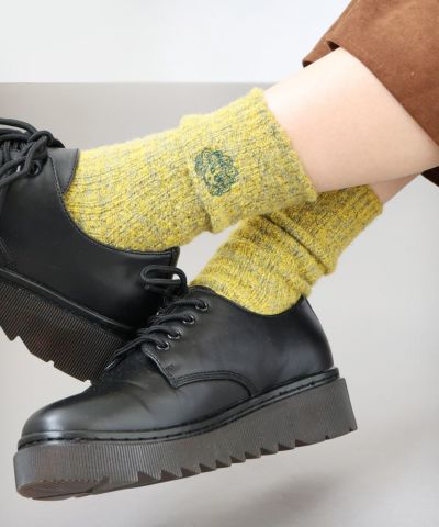 88P18818：フレア調スカラーちゃん刺繍ソックス