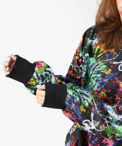 143670：花蝶アート柄 裏起毛プルオーバーの通販-ScoLar