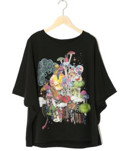 143618：ネコたちのストリートミュージックプリントプルオーバー