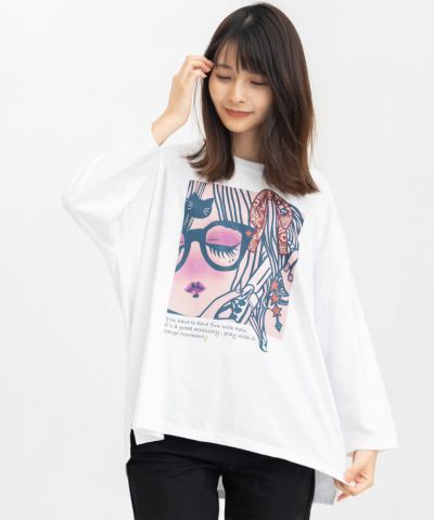 ヘアアレンジ中の女の子プリント 8分袖Tシャツ-1