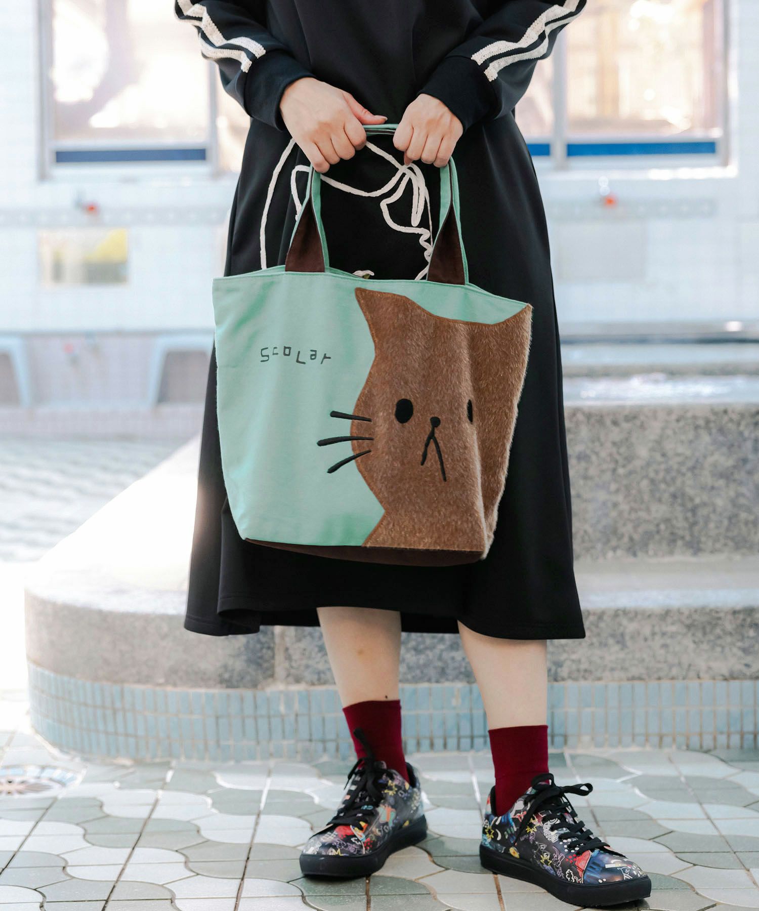 643436：パリティのネコ ふんわりアップリケトートバッグの通販-ScoLar