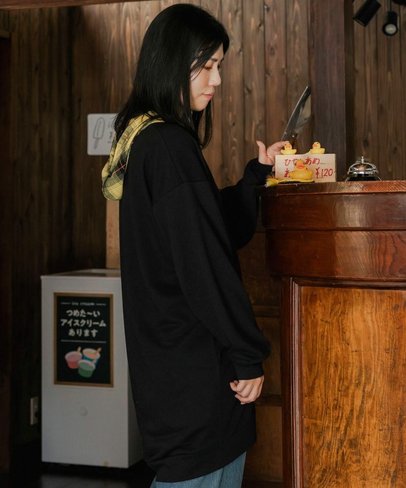 343122：チェック柄フードレイヤード風 ジップポケット付プル