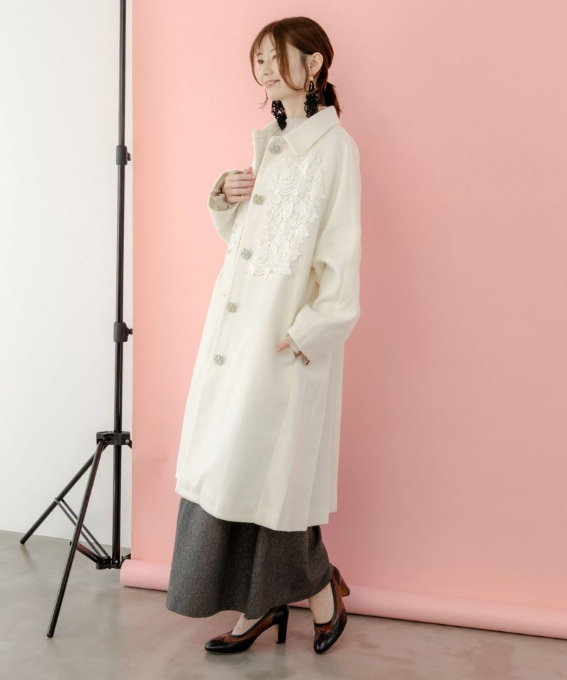 543258：レース貼り付け バックプリーツ切替コートの通販-ScoLar
