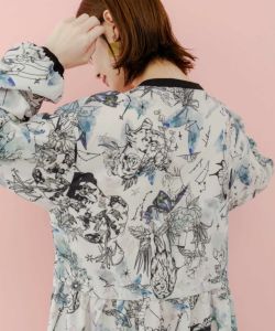 543255：蝶と星座柄 前開きワンピースの通販-ScoLar
