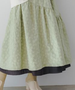 543279:バラと蝶×花柄ふくれジャガード リバーシブルスカートの 543279:バラと蝶×花柄ふくれジャガード リバーシブルスカートの