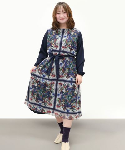 551211：蝶花スカーフ柄 チュール重ねリボン付きワンピース