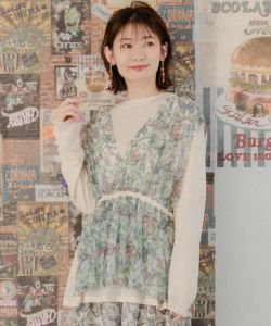 551216：花蝶柄レイヤード風 ロングスリーブTシャツの通販-ScoLar