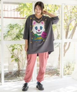 バラをくわえたネコ柄 ラメプリントチュニック-2