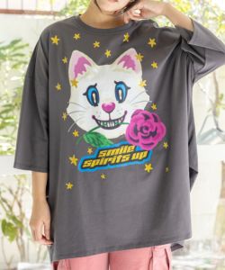 安価 ワタナベ 151642：バラをくわえたネコ柄 ラメプリントチュニックの通販-ScoLar トップス