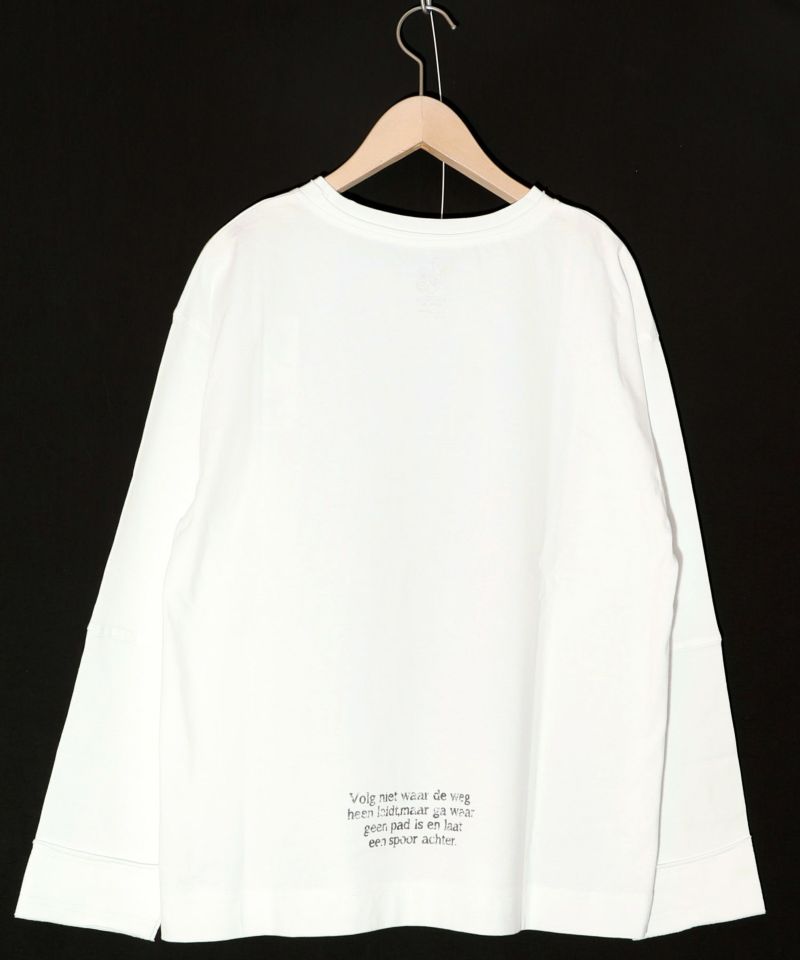 世界を旅するクマとフラミンゴ柄ロングスリーブTシャツ-11
