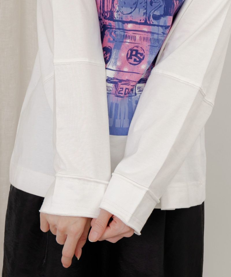 世界を旅するクマとフラミンゴ柄ロングスリーブTシャツ-24
