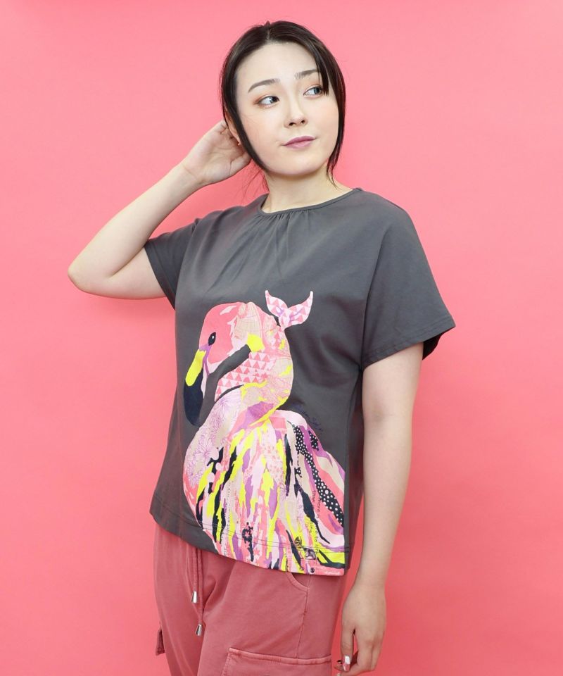 アートフラミンゴ柄Tシャツ-19