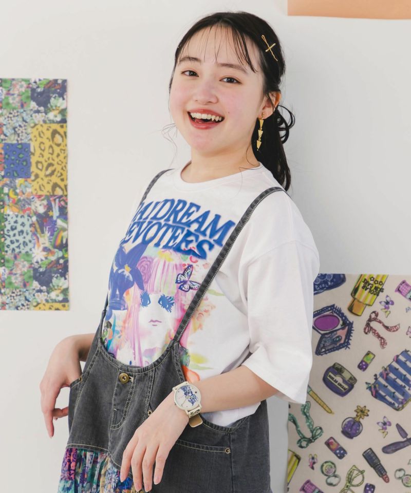 女の子とネコ花柄 アートメルヘンTシャツ-3