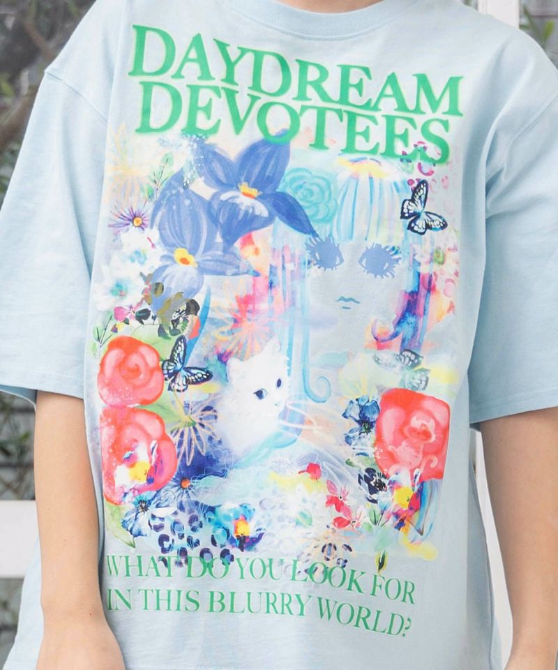 女の子とネコ花柄 アートメルヘンTシャツ-17