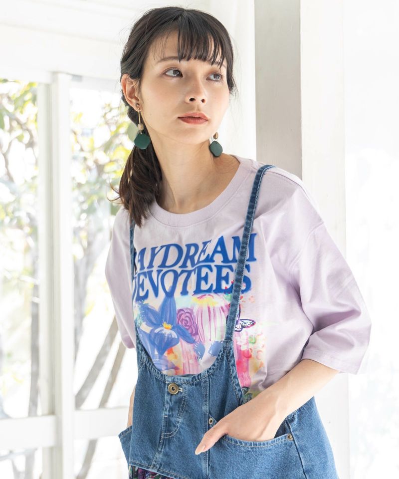 女の子とネコ花柄 アートメルヘンTシャツ-21