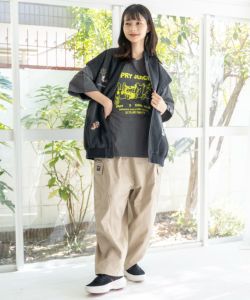 351119：ジャンクフードとクマ・ウサギ刺繍デニムベストの通販
