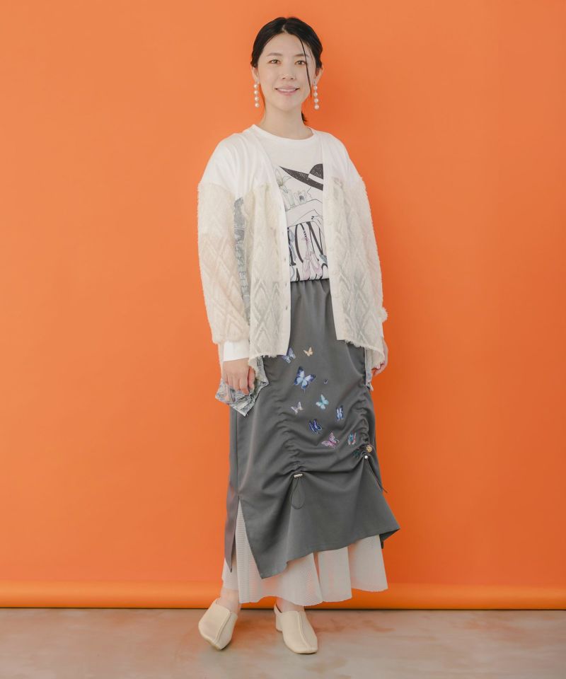 女性とコスメプリント 異素材切替プルオーバー-8