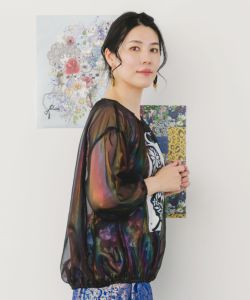 151661：蝶柄箔プリント オーロラシフォンプルオーバーの通販-ScoLar