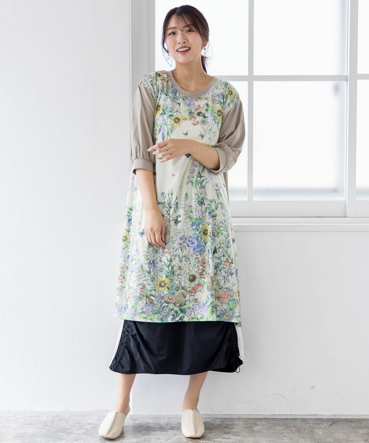 551225：咲き誇る大輪柄 シフォンワンピースの通販-ScoLar 