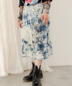 152601:花ラビル宇宙柄 ケミカル加工デニムスカートの通販-ScoLar 152601:花ラビル宇宙柄 ケミカル加工デニムスカートの通販-ScoLar
