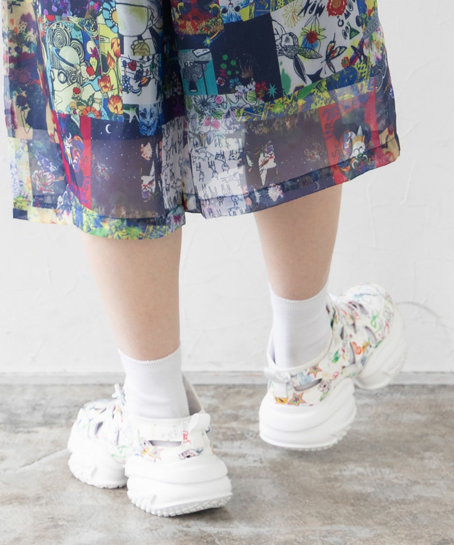 SS-187：POP総柄厚底サンダルスニーカーの通販-ScoLar 