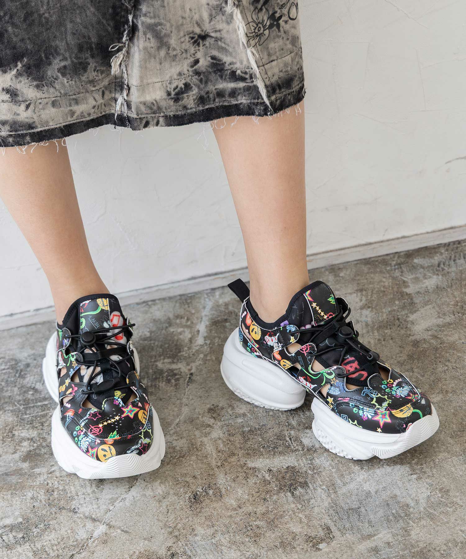 SS-187：POP総柄厚底サンダルスニーカーの通販-ScoLar 