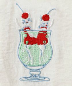 レトロなネコソーダ刺繍シャツ-9