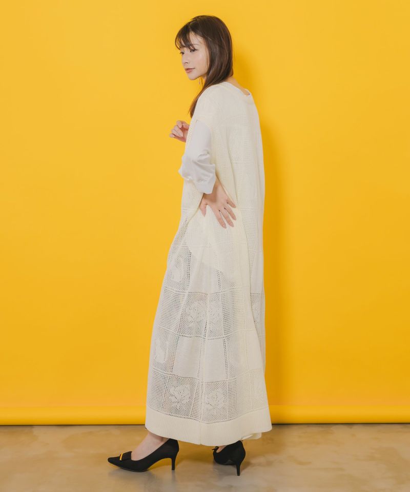 透かし編みニットロングベスト-4