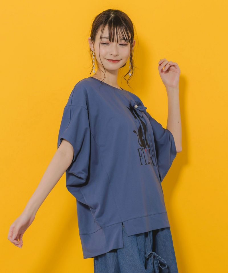 花飾りをしたネコ柄プルオーバー-4