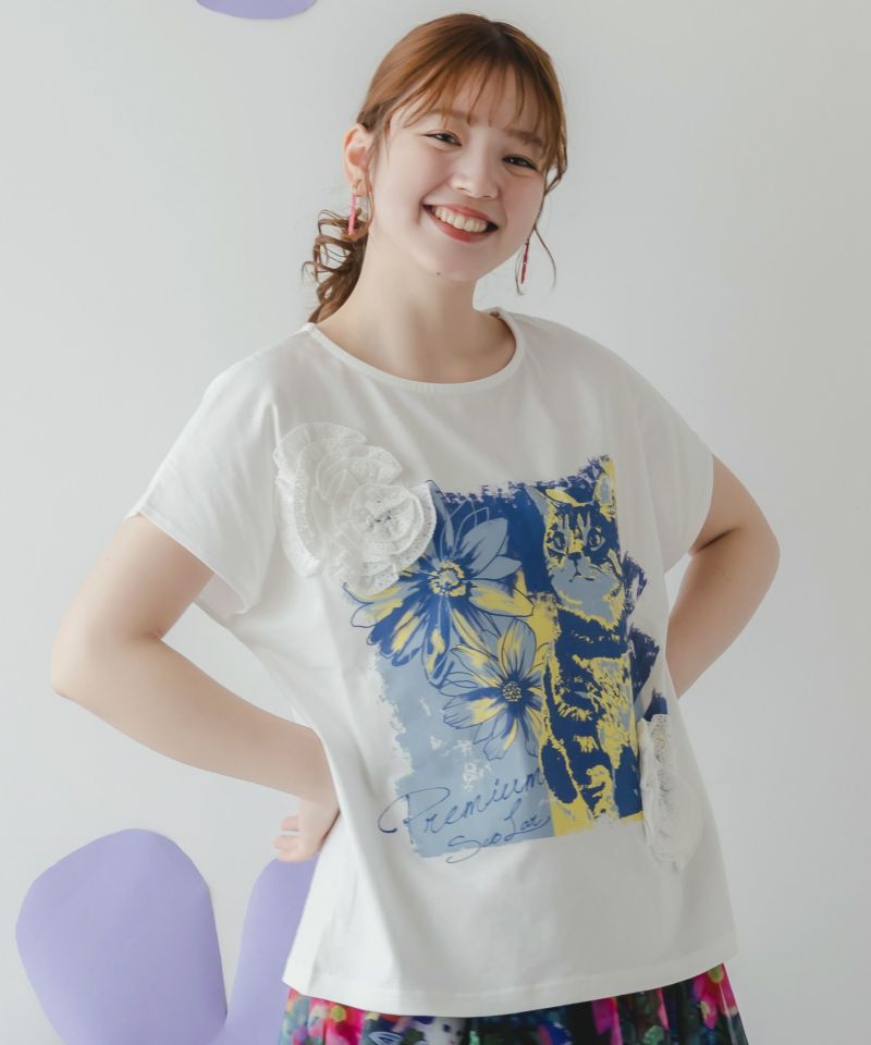 ネコ花柄レーステープTシャツ-1