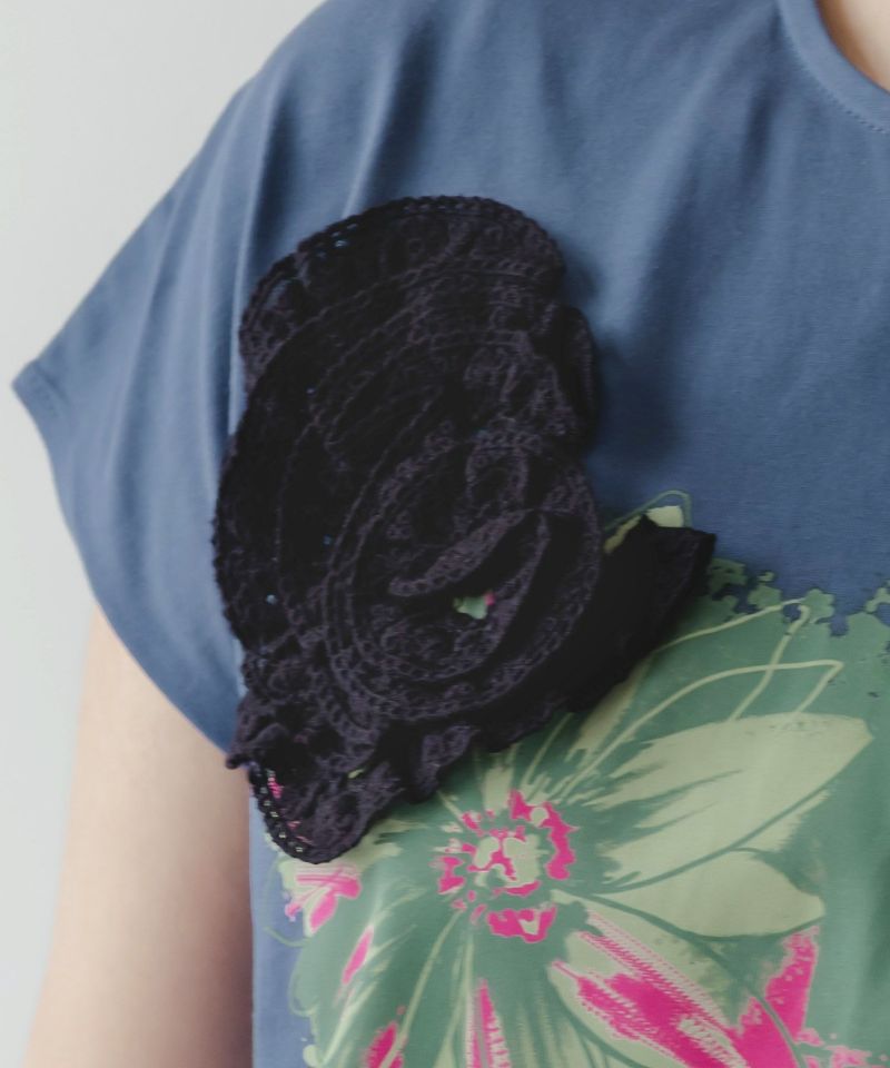 ネコ花柄レーステープTシャツ-15