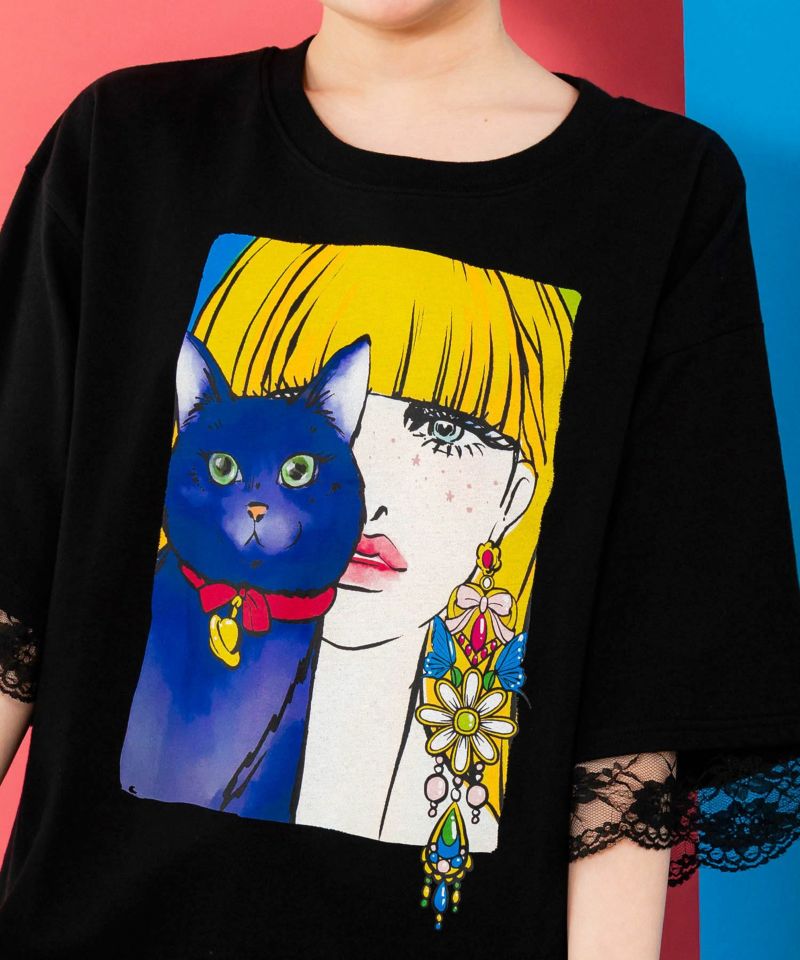 ネコと女の子の自撮り柄 レース切替Tシャツ-7