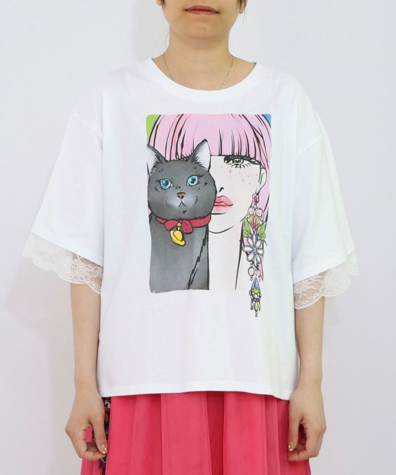 ネコと女の子の自撮り柄 レース切替Tシャツ-8