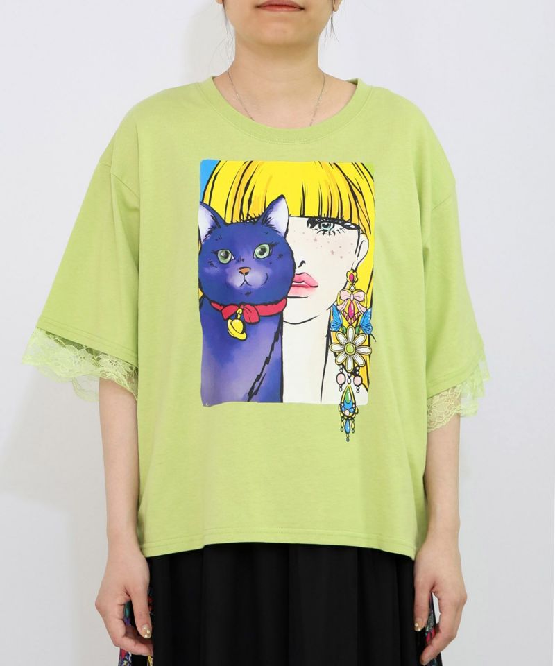 ネコと女の子の自撮り柄 レース切替Tシャツ-16