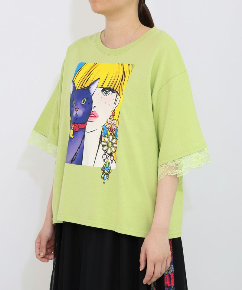 ネコと女の子の自撮り柄 レース切替Tシャツ-17