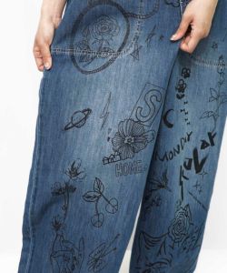ラクガキ・コラージュ柄 2柄展開デニムパンツ-16