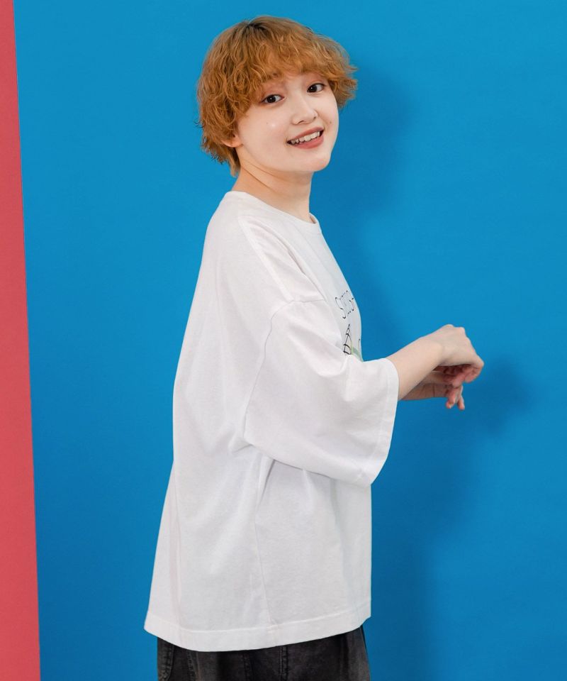 クマとウサギと扇風機Tシャツ-4