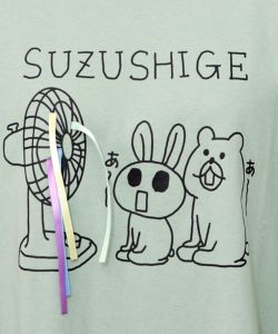 クマとウサギと扇風機Tシャツ-17