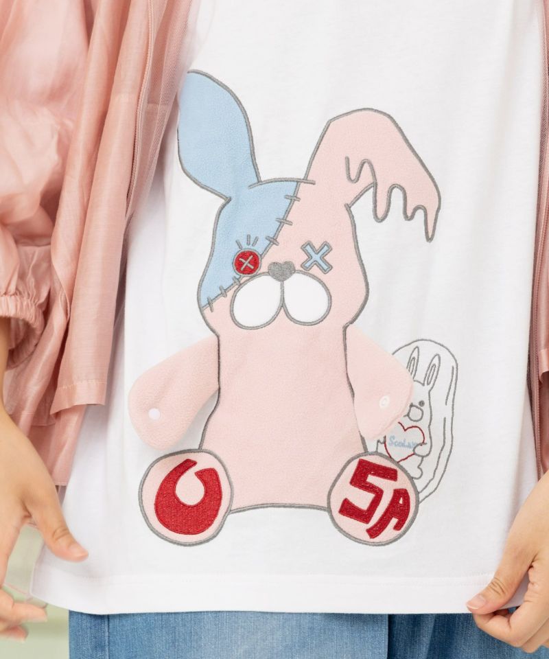 ハグしてくれるウサギぬいアップリケTシャツ-10