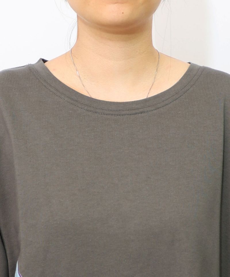 ハグしてくれるウサギぬいアップリケTシャツ-23