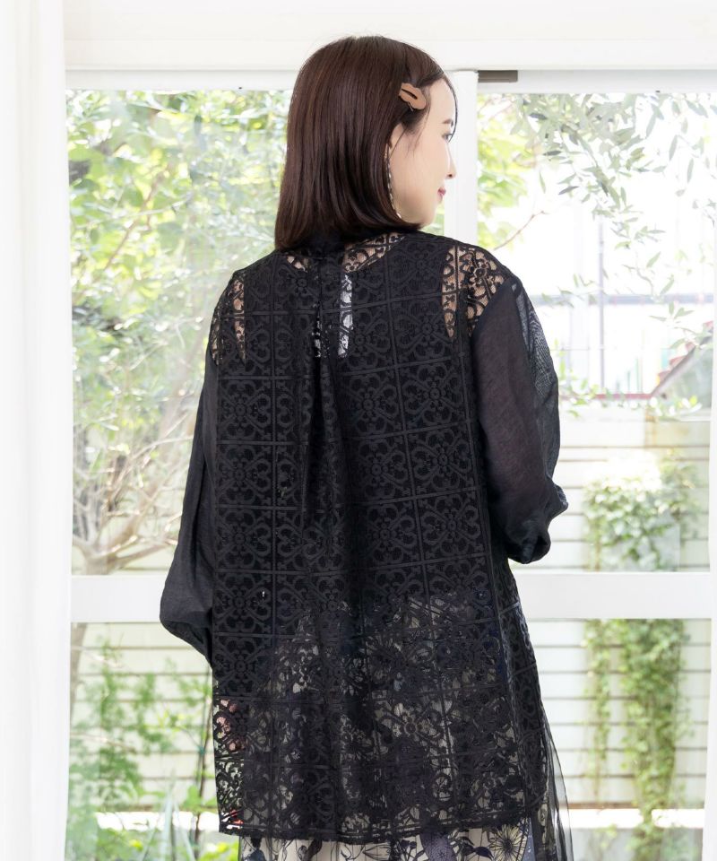 異素材シアー切替 花束刺繍シャツ-19
